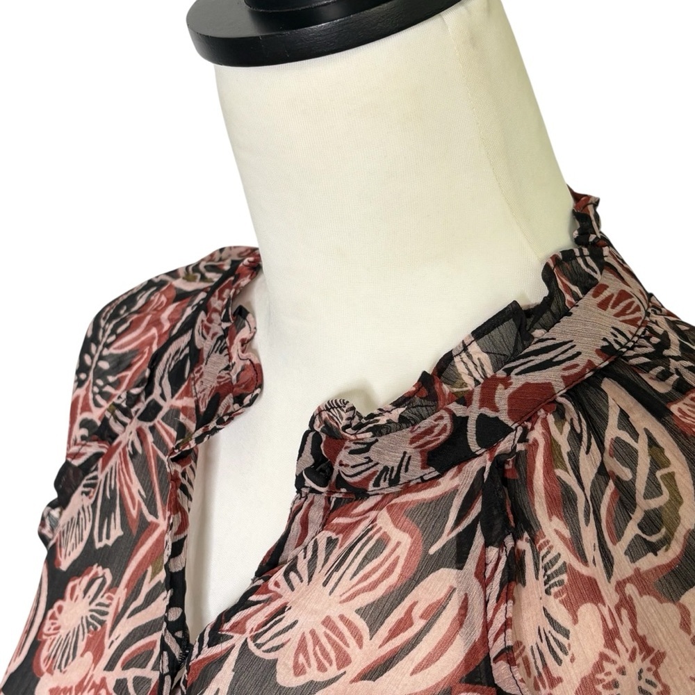 EVEREVE Floral Chiffon Ruffle Neck Blouse Size S Sheer 3/4 Sleeve Button Down - Picture 4 of 11